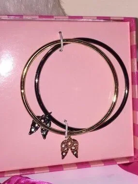 Victoria's Secret | Jewelry | Set Of 2 Victoria Secret Bracelets ...